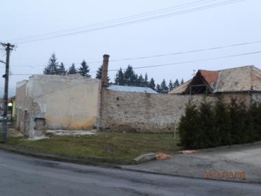 Búracie práce na starom KD vo Veľkej nad Ipľom-marec 2013
Búracie práce na starom KD vo Veľkej nad Ipľom-marec 2013