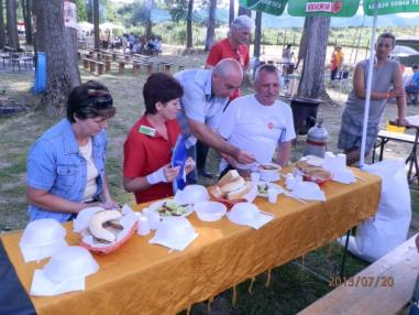 Účastníci festivalu. Účastníci festivalu.