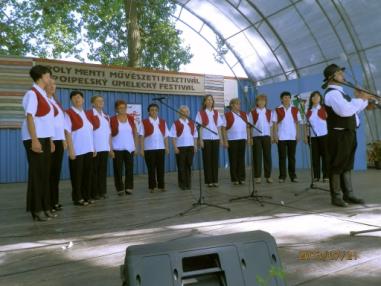Účastníci festivalu. Účastníci festivalu.