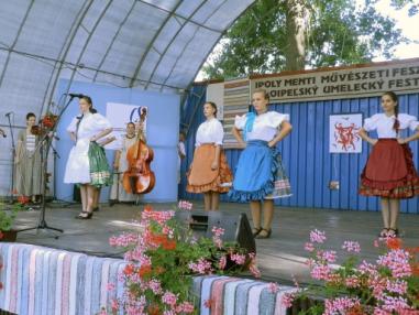 Účastníci festivalu. Účastníci festivalu.
