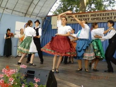 Účastníci festivalu. Účastníci festivalu.