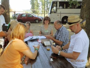 Účastníci festivalu. Účastníci festivalu.
