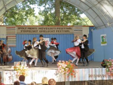 Účastníci festivalu. Účastníci festivalu.