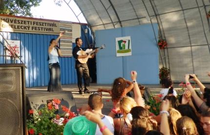 Účastníci festivalu. Účastníci festivalu.