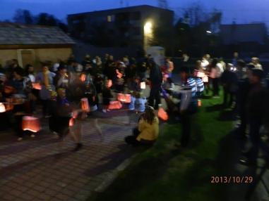 Sprievod bol veľkým zážitkom pre malých aj veľkých. Sprievod bol veľkým zážitkom pre malých aj veľkých.