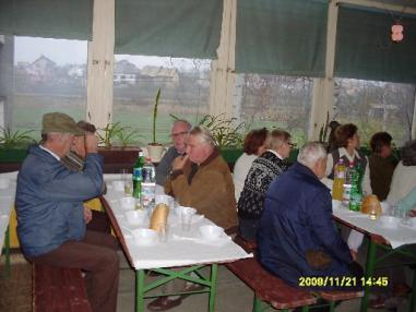 Večer s dôchodcami.
Večer s dôchodcami.