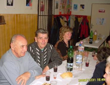 Večer s dôchodcami.
Večer s dôchodcami.