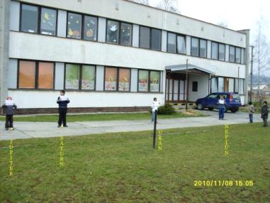 Názorná ukážka o rozsahu slnečnej sústavy Názorná ukážka o rozsahu slnečnej sústavy
