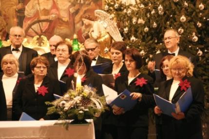 Spevácky zbor Ozvena z Lučenca Spevácky zbor Ozvena z Lučenca