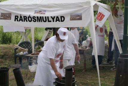 Súťaž vo varení Halászlé
Súťaž vo varení Halászlé