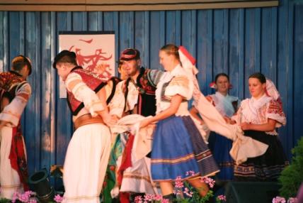 Program počas Poipeľských kultúrnych slávností Program počas Poipeľských kultúrnych slávností