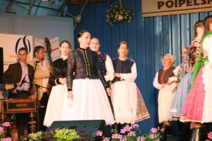 Program počas Poipeľských kultúrnych slávností Program počas Poipeľských kultúrnych slávností