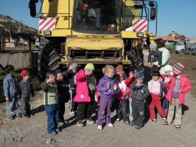 Deti počas návštevy na farme
Deti počas návštevy na farme