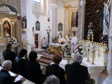 Slávnostná omša a požehnanie Slávnostná omša a požehnanie