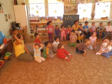 Deti mali pestrý program a boli oceňované za účasť na súťažiach
Deti mali pestrý program a boli oceňované za účasť na súťažiach