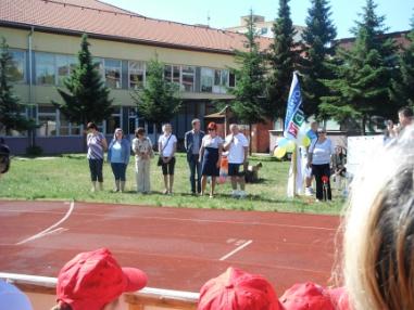 Deti z MŠ Velká nad Ipľom získali cenné tituly vo viacerých športových diciplínach.
Deti z MŠ Velká nad Ipľom získali cenné tituly vo viacerých športových diciplínach.