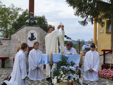 Svätá omša na kalvárii
Svätá omša na kalvárii
