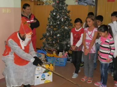 Vianočný pozdrav žiakov_21.12.2012
Vianočný pozdrav žiakov_21.12.2012