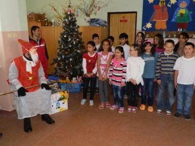 Vianočný pozdrav žiakov_21.12.2012
Vianočný pozdrav žiakov_21.12.2012