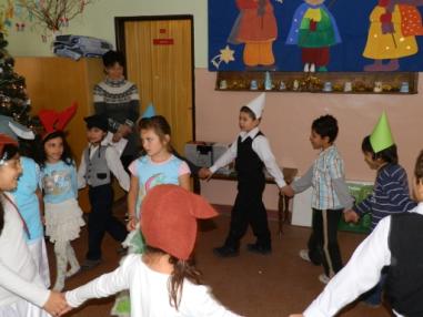Vianočný pozdrav žiakov_21.12.2012
Vianočný pozdrav žiakov_21.12.2012