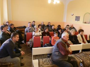 Beszélgetés a neves magyar tudós és TV-s személyiséggel-Beseda son známym maďarským vedcom.
Beszélgetés a neves magyar tudós és TV-s személyiséggel-Beseda son známym maďarským vedcom.