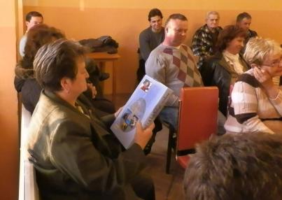 Beszélgetés a neves magyar tudós és TV-s személyiséggel-Beseda son známym maďarským vedcom.
Beszélgetés a neves magyar tudós és TV-s személyiséggel-Beseda son známym maďarským vedcom.