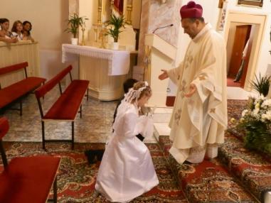 Prvé sv.prijímanie vo farskom kostole.
Prvé sv.prijímanie vo farskom kostole.