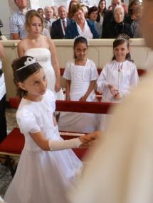Prvé sv.prijímanie vo farskom kostole.
Prvé sv.prijímanie vo farskom kostole.