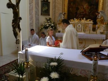 Prvé sv.prijímanie vo farskom kostole.
Prvé sv.prijímanie vo farskom kostole.