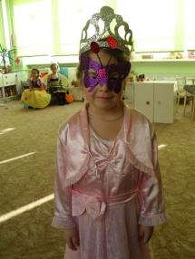Deti počas karnevalu.
Deti počas karnevalu.