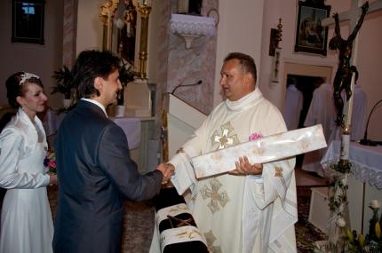 Sobášny obrad spojený so sv. omšou. Sobášny obrad spojený so sv. omšou.