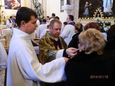 Posledné S Bohom! od veriacich vo Velikej. Posledné S Bohom! od veriacich vo Velikej.
