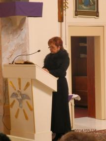 ICLic.Mgr. Peter Manduch sa predstavuje na prvej omši vo farskom kostole. ICLic.Mgr. Peter Manduch sa predstavuje na prvej omši vo farskom kostole.
