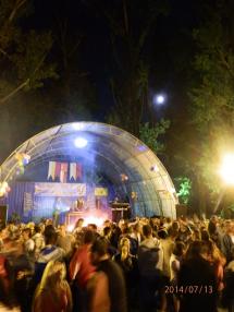 Večerný koncert skupiny Polemic a tanečná zábava. Večerný koncert skupiny Polemic a tanečná zábava.