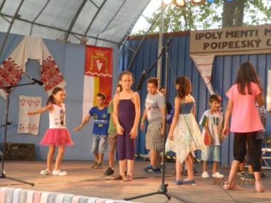 Chvíľe festivalu v amfiteátri_18.7.2015 Chvíľe festivalu v amfiteátri_18.7.2015