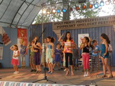 Chvíľe festivalu v amfiteátri_18.7.2015 Chvíľe festivalu v amfiteátri_18.7.2015
