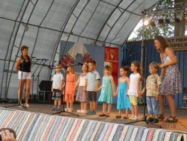 Chvíľe festivalu v amfiteátri_18.7.2015 Chvíľe festivalu v amfiteátri_18.7.2015