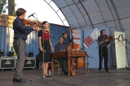 Momentky z festivaluFoto:Š Šimon Momentky z festivaluFoto:Š Šimon